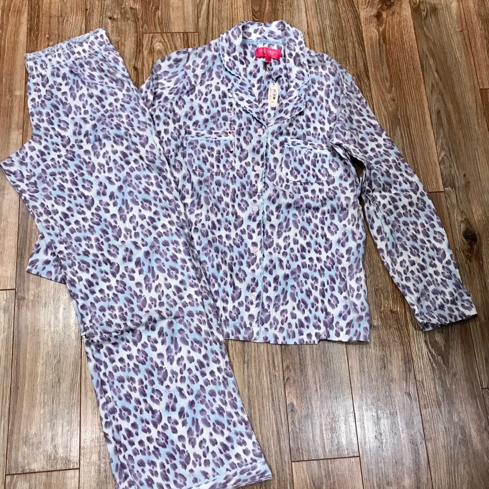 Victoria’s Secret pajamas set